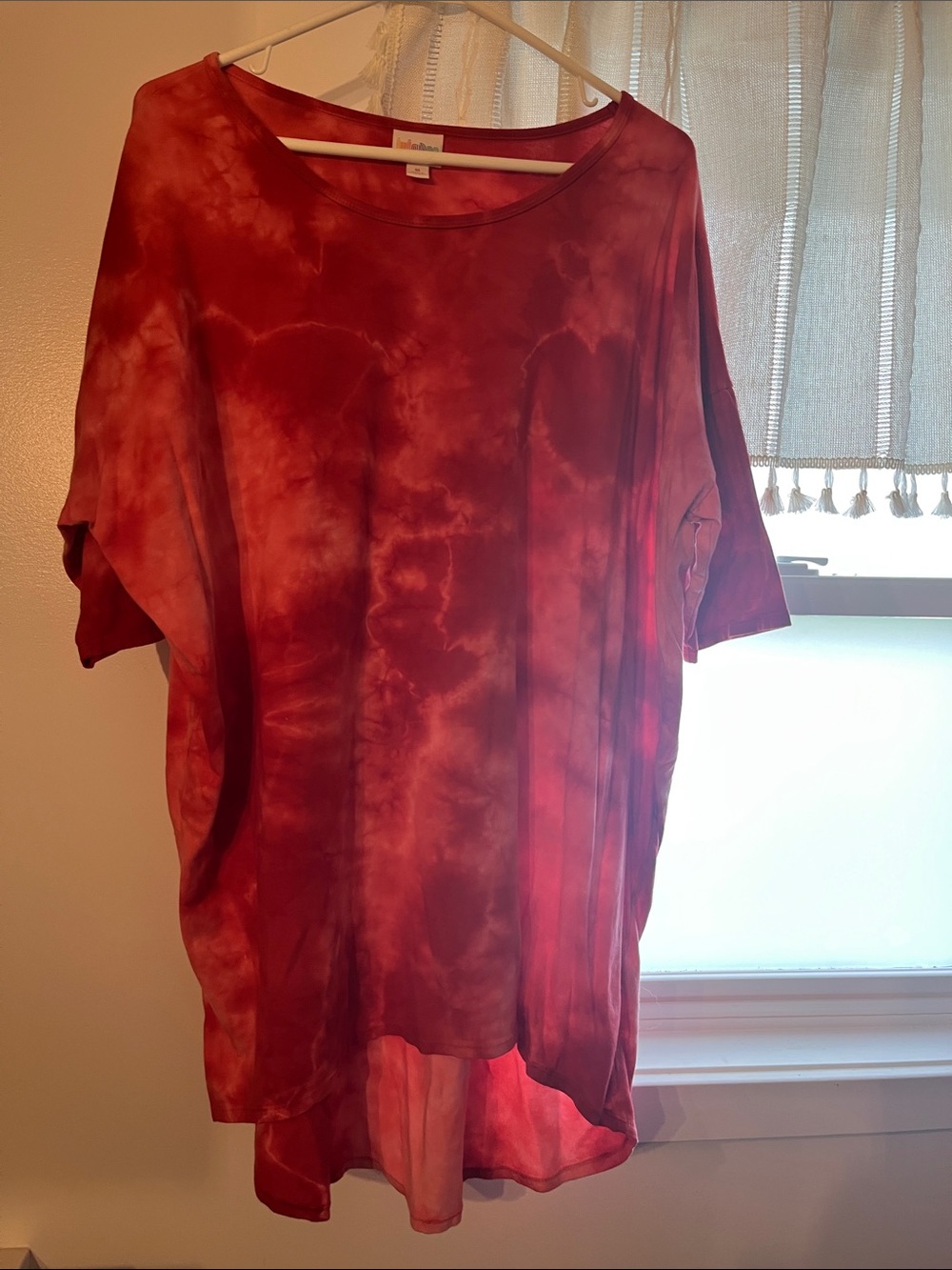 LuLaRoe Short Sleeve Tee in Red Tie-Dye